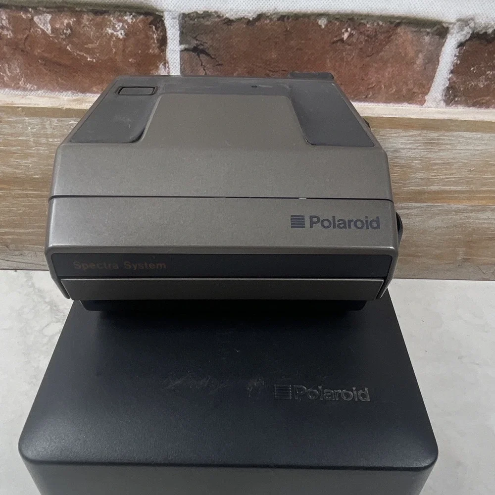 Polaroid Spectra System Instant Film Camera Gray w/ Hard Carry Case
